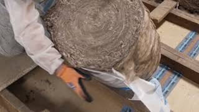 100mm Knauf Earthwool Insulation Loft Roll 44 Combi Cut ( 13.89m2 ) - desktop-video-preview-2